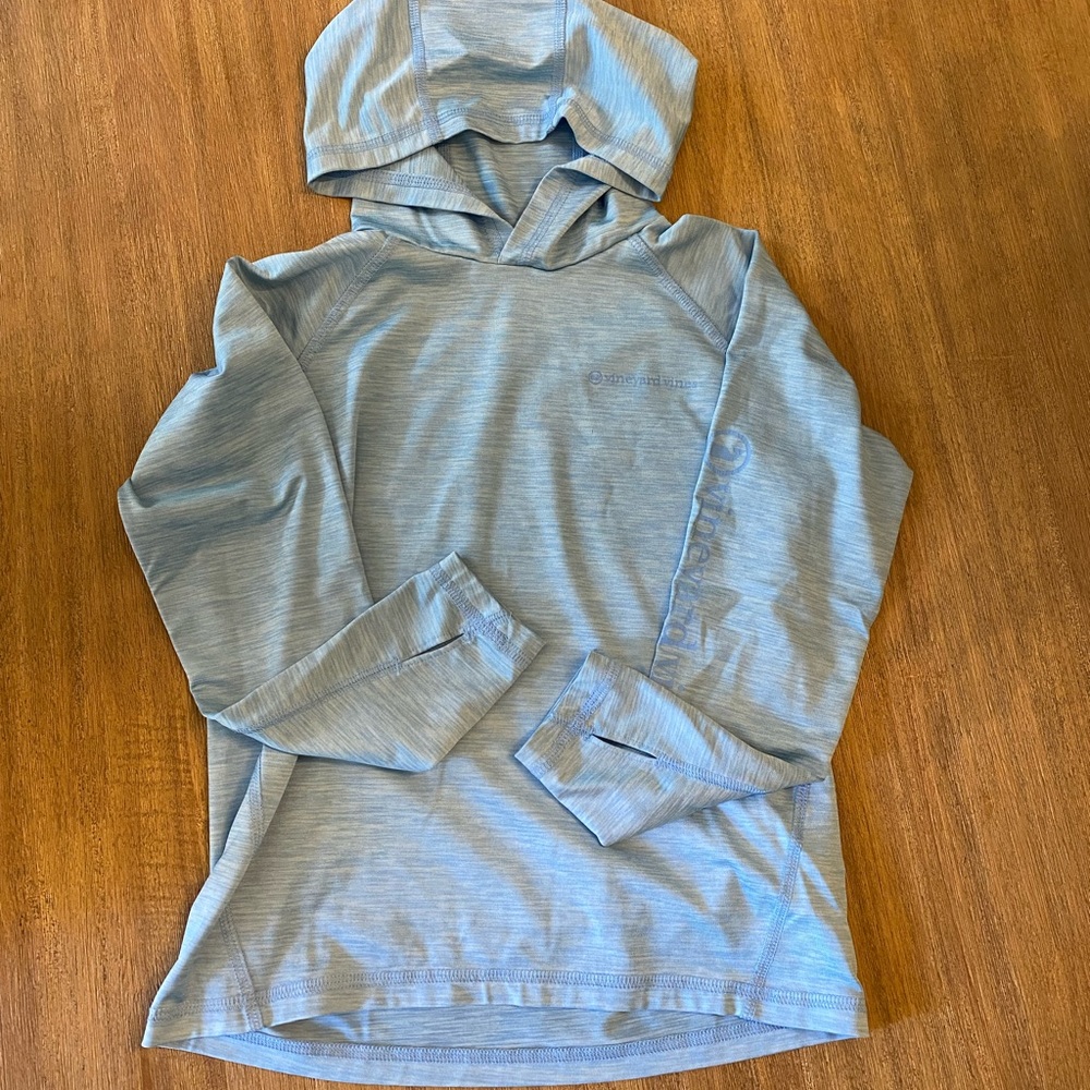 Vineyard Vines blue Performance Hoodie size 7